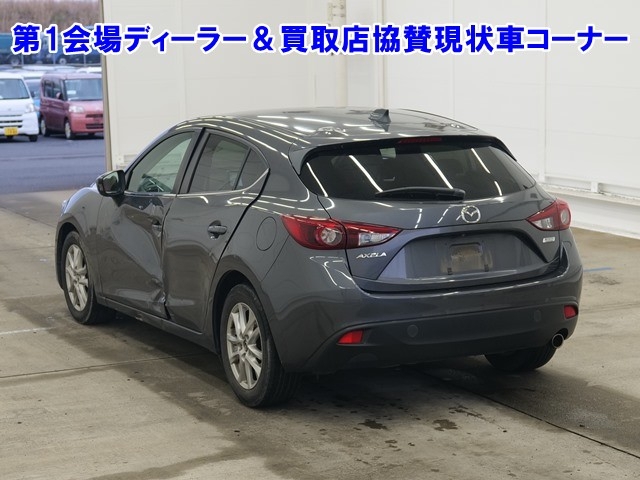 MAZDA AXELA
