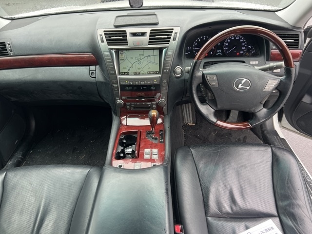 LEXUS LS460