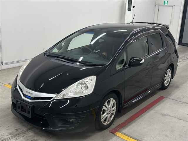 HONDA FIT SHUTTLE