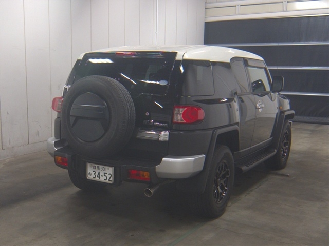 TOYOTA FJ CRUISER