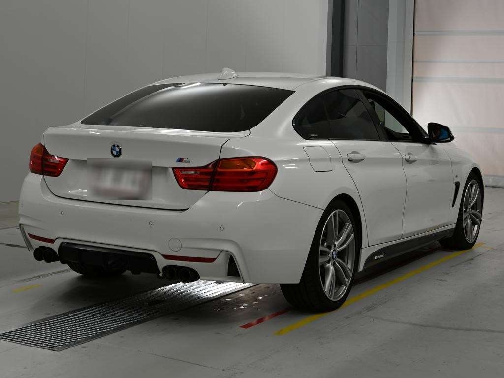 BMW 4-SERIES