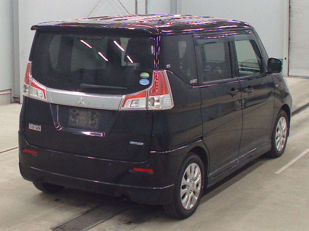 MITSUBISHI DELICA D:2
