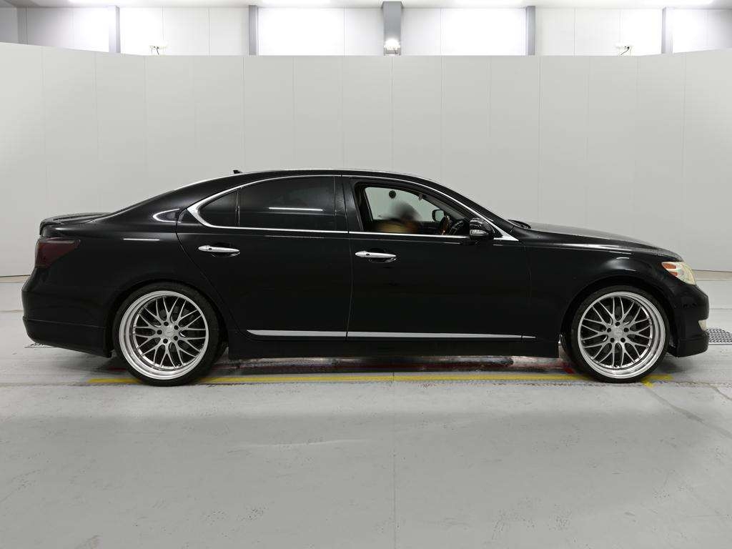 LEXUS LS460
