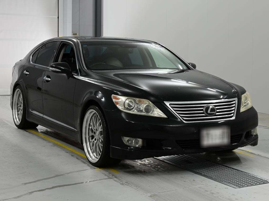 LEXUS LS460