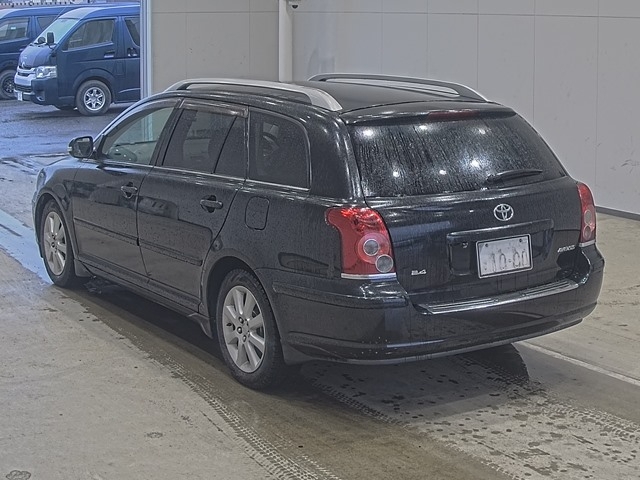 TOYOTA AVENSIS