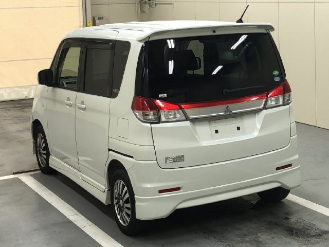 MITSUBISHI DELICA D:2