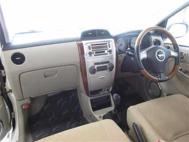 DAIHATSU MIRA AVY