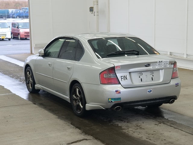 SUBARU LEGACY B4