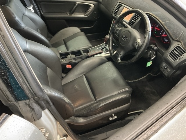 SUBARU LEGACY B4