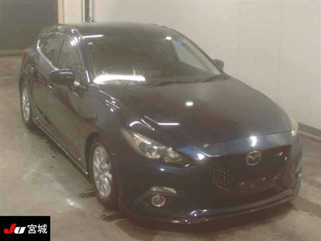 MAZDA AXELA