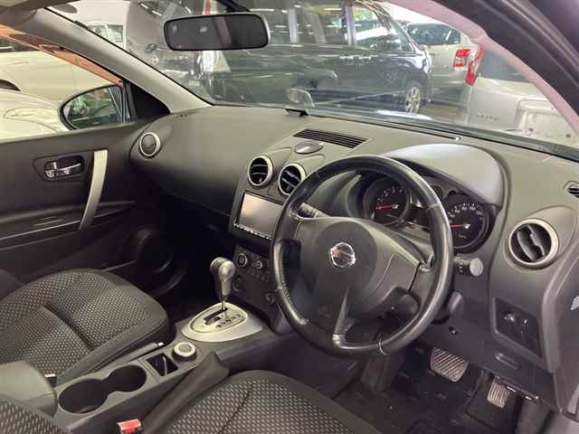 NISSAN DUALIS