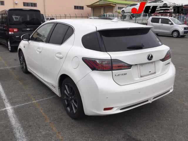 LEXUS CT200H
