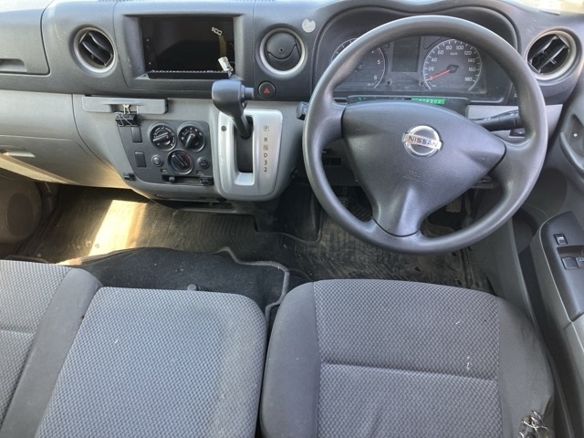 NISSAN NV350 CARAVAN