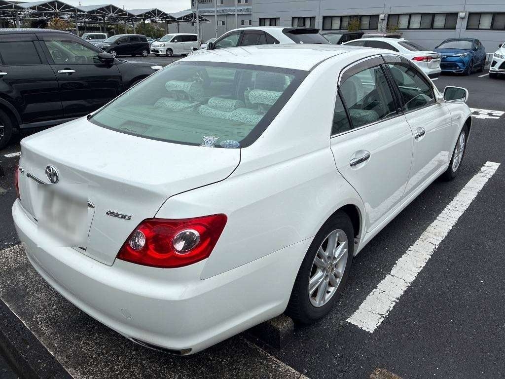 TOYOTA MARK X