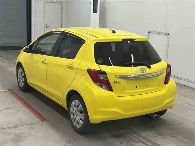 TOYOTA VITZ