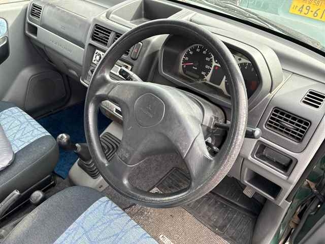 MITSUBISHI PAJERO MINI
