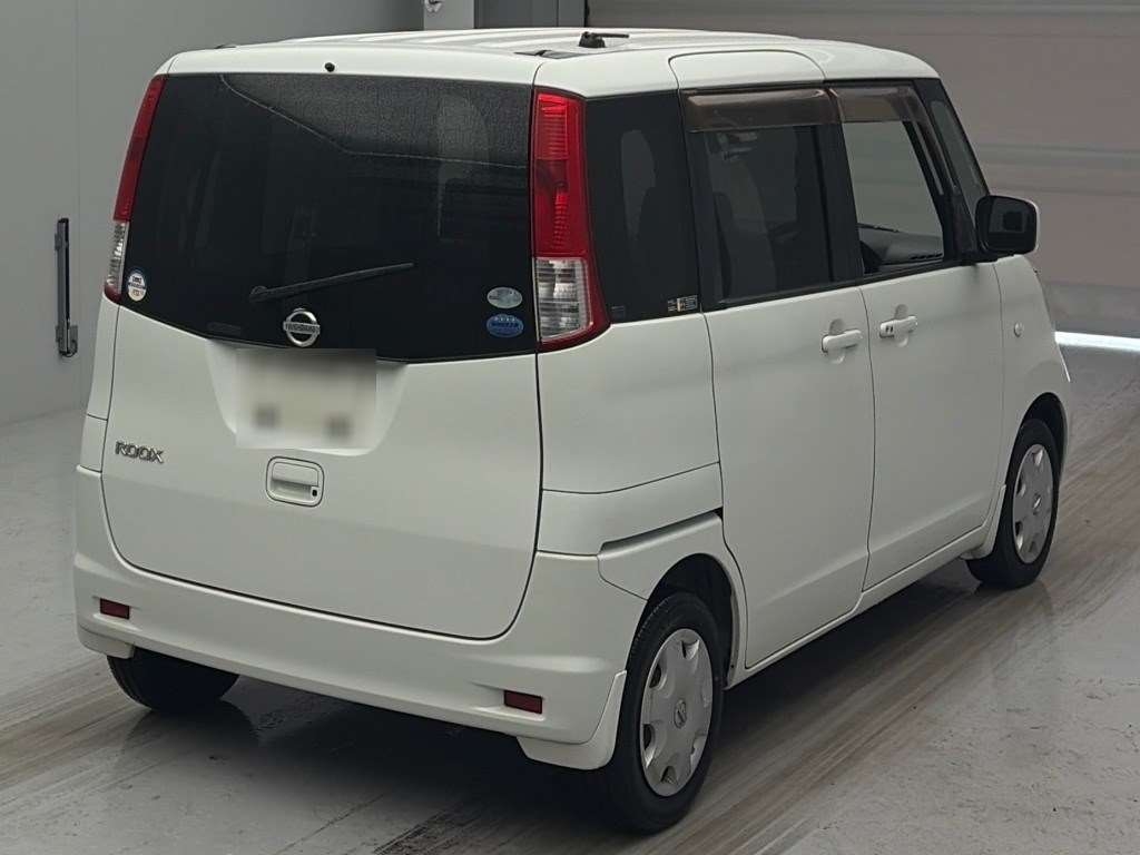 NISSAN ROOX