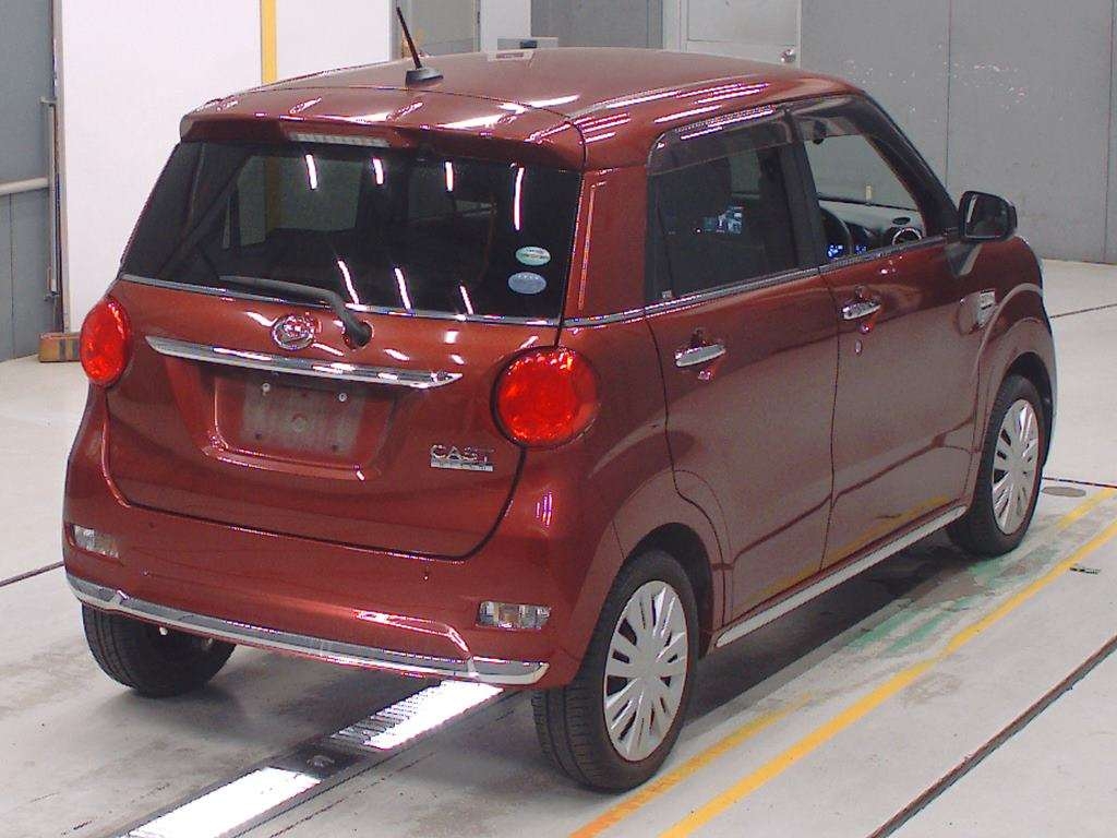 DAIHATSU CAST