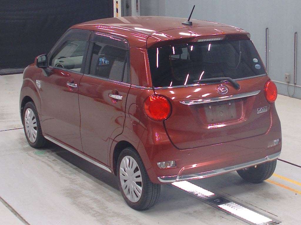 DAIHATSU CAST