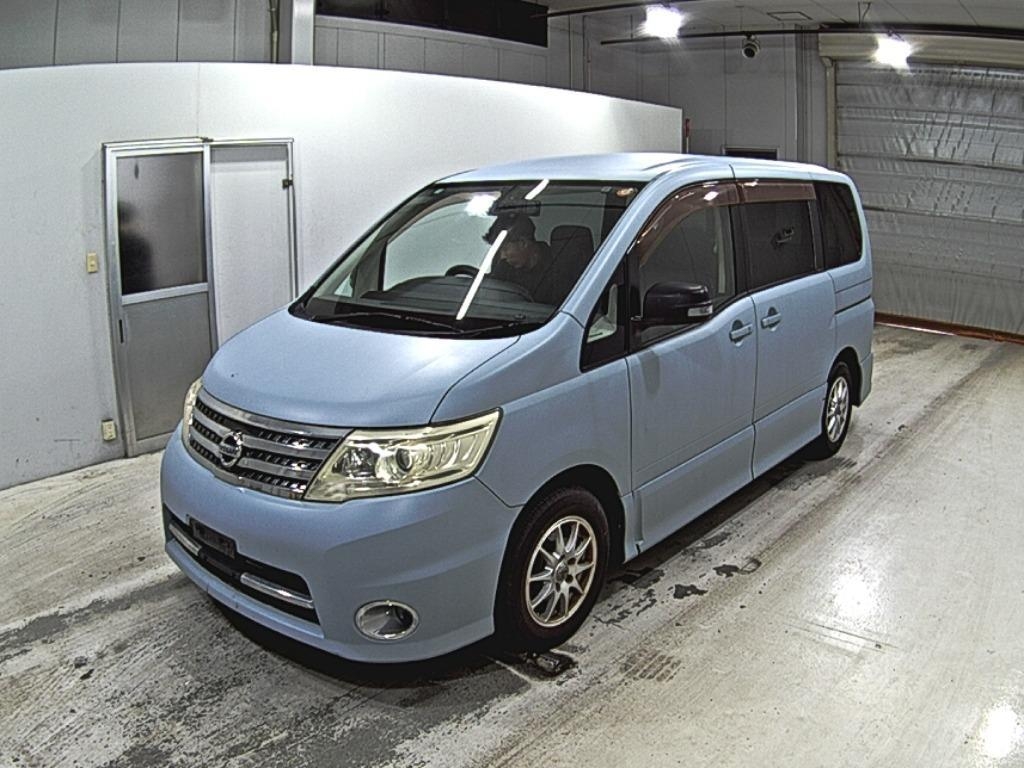 NISSAN SERENA