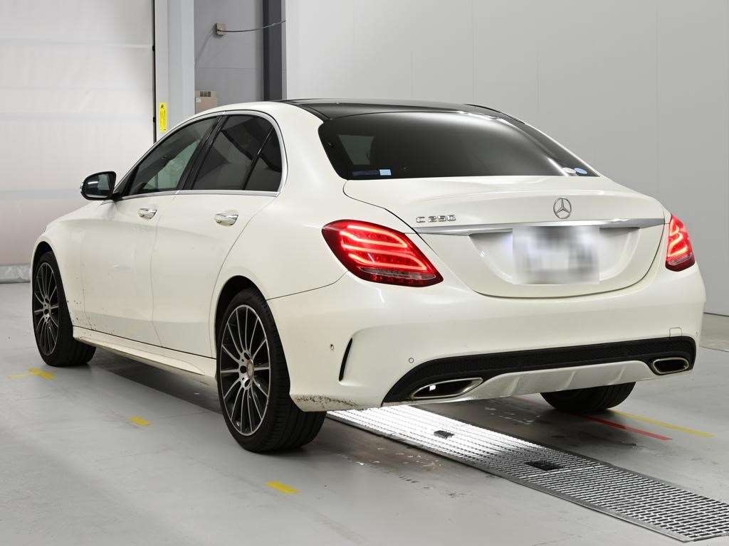 MERCEDES-BENZ C-CLASS