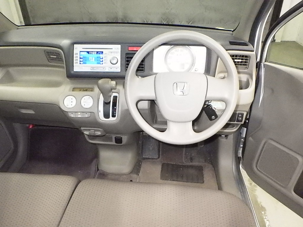 HONDA LIFE