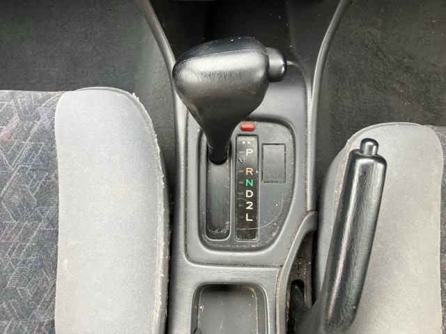 TOYOTA CARINA