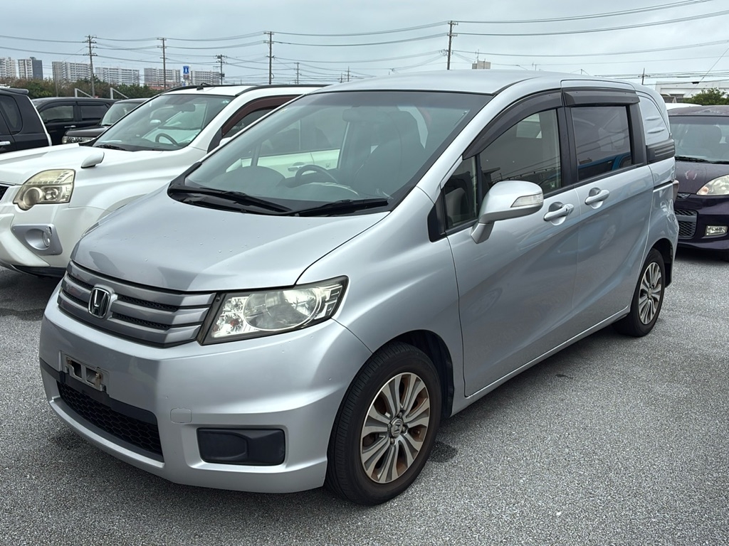 HONDA FREED SPIKE