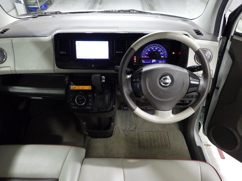 NISSAN MOCO