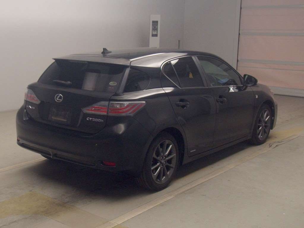 LEXUS CT200H