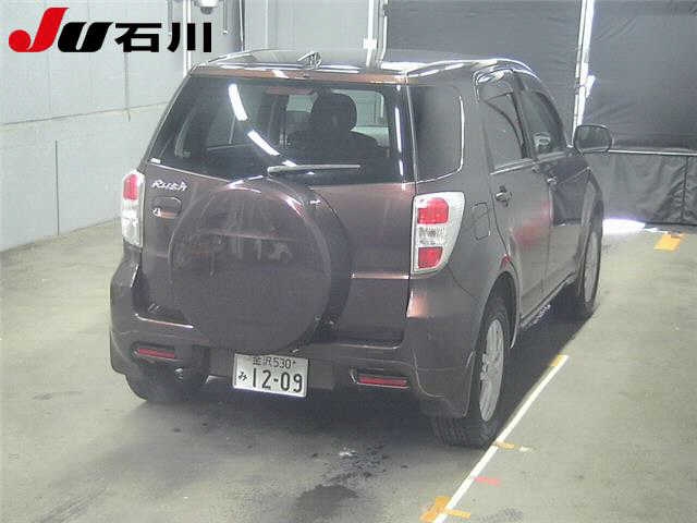 TOYOTA RUSH