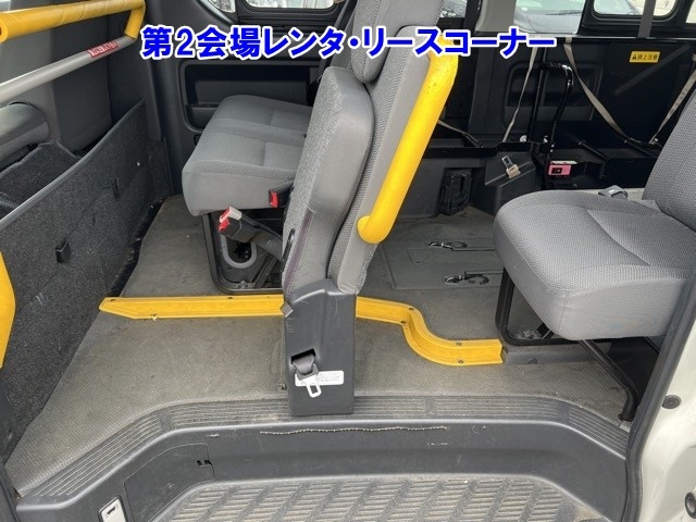 TOYOTA REGIUS ACE