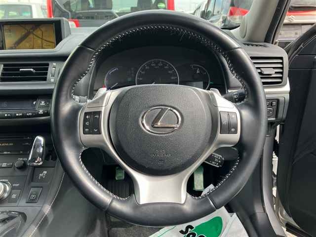 LEXUS CT200H