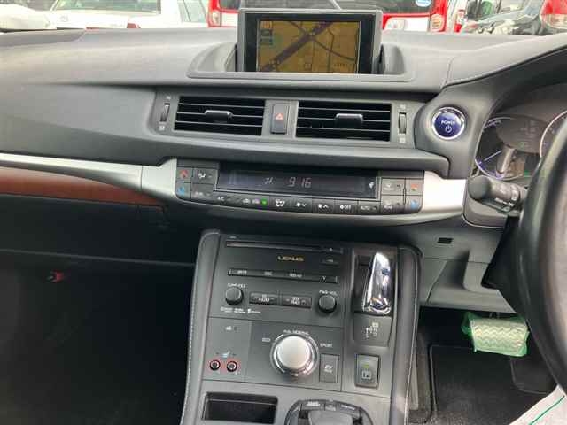 LEXUS CT200H