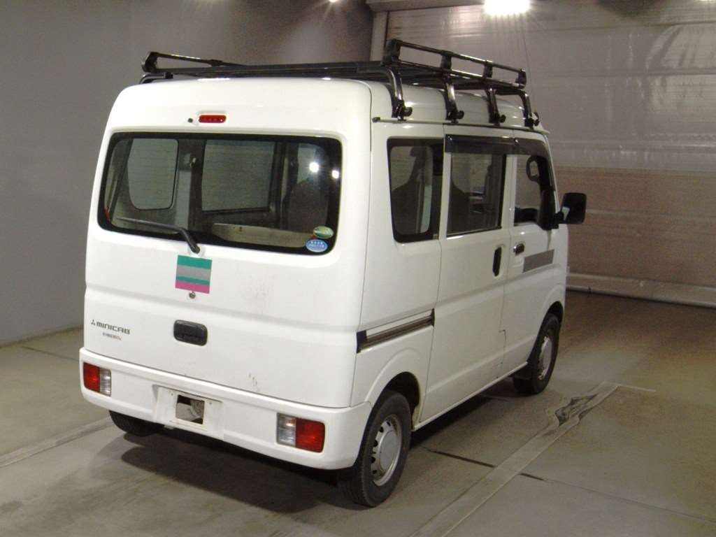 MITSUBISHI MINICAB