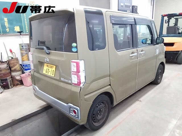 DAIHATSU WAKE