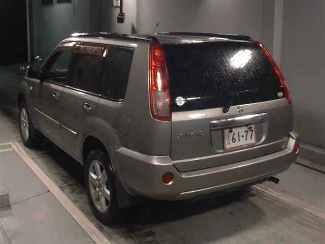 NISSAN X-TRAIL