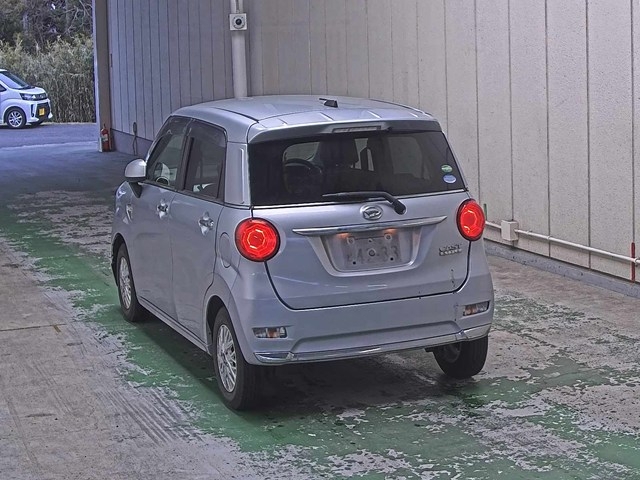 DAIHATSU CAST