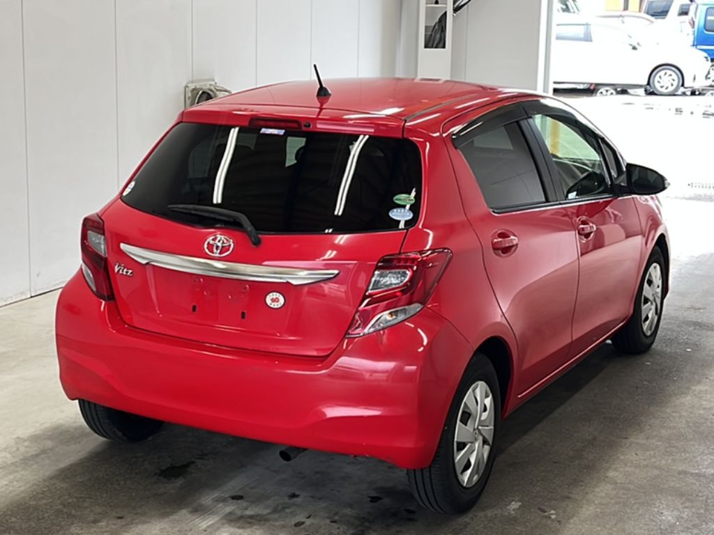 TOYOTA VITZ