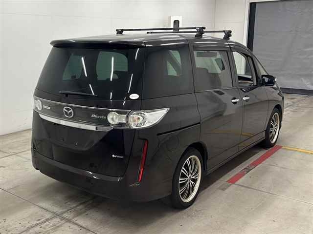 MAZDA BIANTE