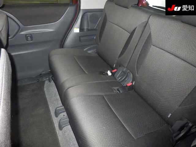 MITSUBISHI DELICA D:2