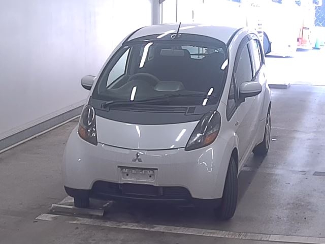 MITSUBISHI I