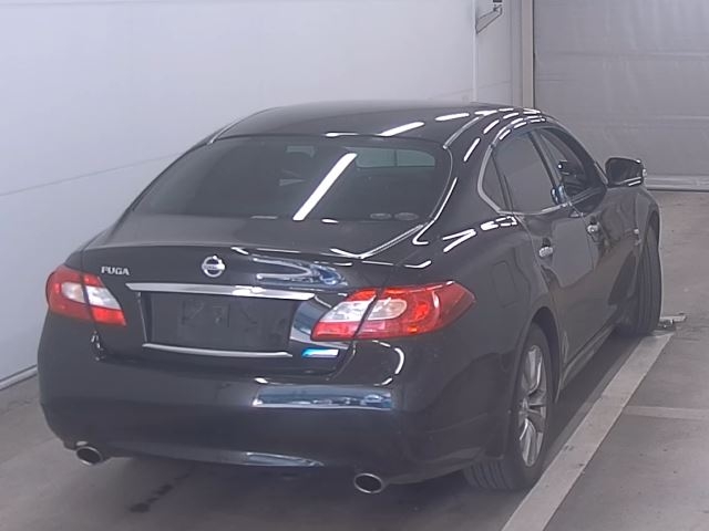 NISSAN FUGA