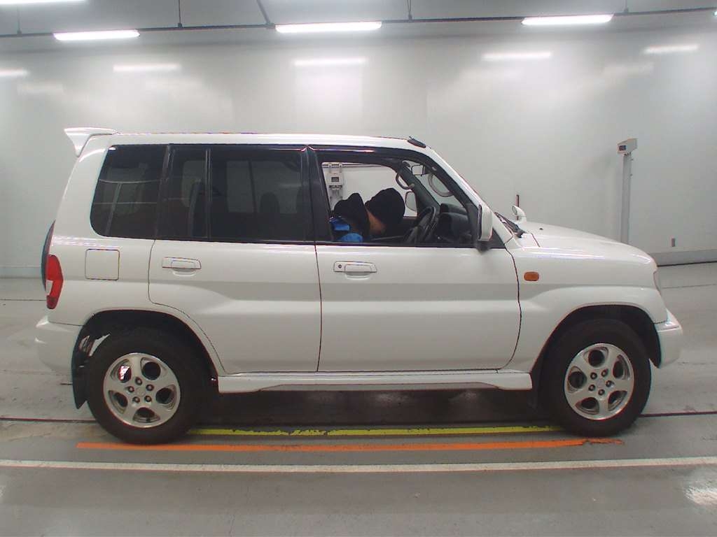 MITSUBISHI PAJERO IO