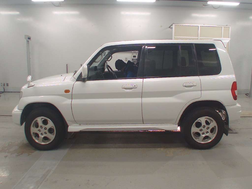 MITSUBISHI PAJERO IO