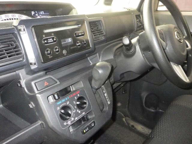 DAIHATSU WAKE