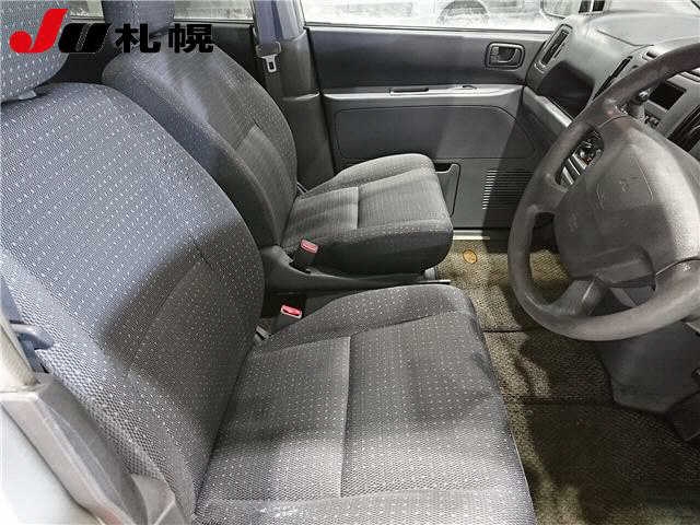 MITSUBISHI MIRAGE DINGO