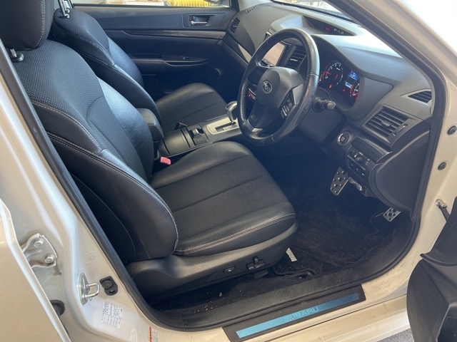 SUBARU LEGACY