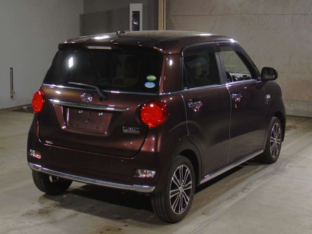 DAIHATSU CAST