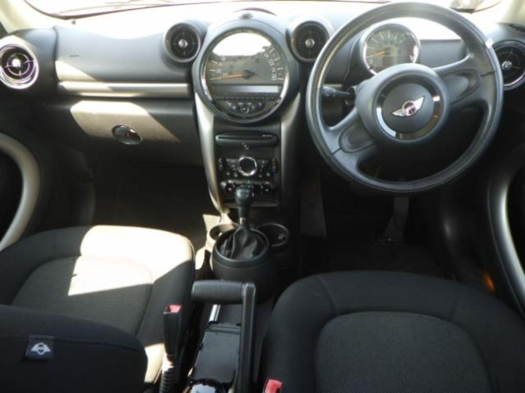 MINI CROSSOVER
